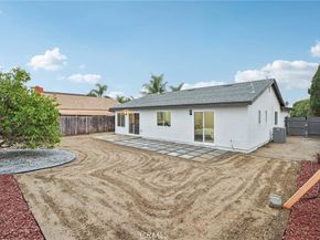 4560 Calle Del Palo, Oceanside CA 92057