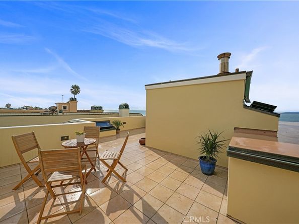 72 A Surfside, Surfside CA 90743