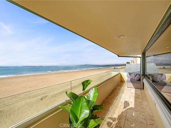 72 A Surfside, Surfside CA 90743