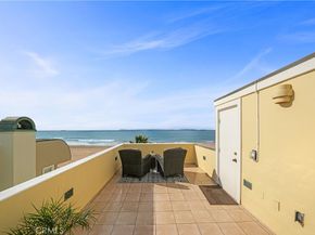 72 A Surfside, Surfside CA 90743