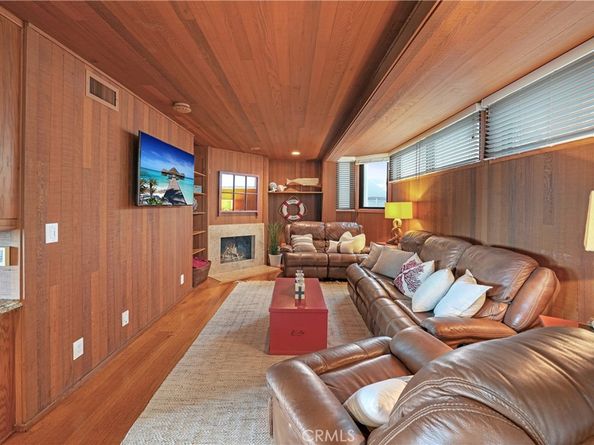 72 A Surfside, Surfside CA 90743