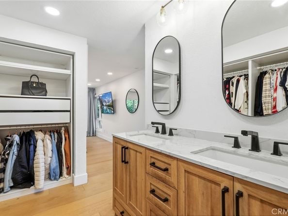 3430 Timber Lk 52, Costa Mesa CA 92626