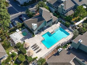 3430 Timber Lk 52, Costa Mesa CA 92626