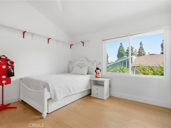 3430 Timber Lk 52, Costa Mesa CA 92626