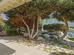 3430 Timber Lk 52, Costa Mesa CA 92626