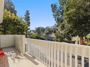 3430 Timber Lk 52, Costa Mesa CA 92626