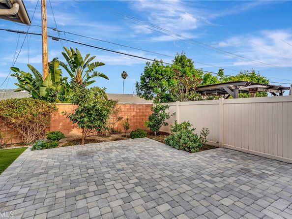 14432 Windfall Lane, Huntington Beach CA 92647