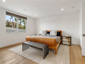 319 1/2 Jasmine, Corona Del Mar CA 92625