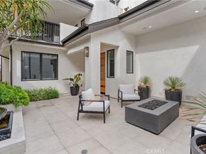 319 1/2 Jasmine, Corona Del Mar CA 92625