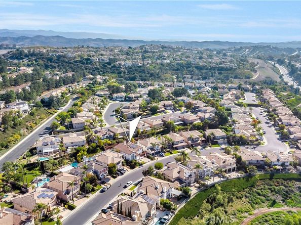 22652 Sweetmeadow, Mission Viejo CA 92692