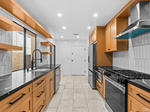 2739 Calle Colima, West Covina CA 91792