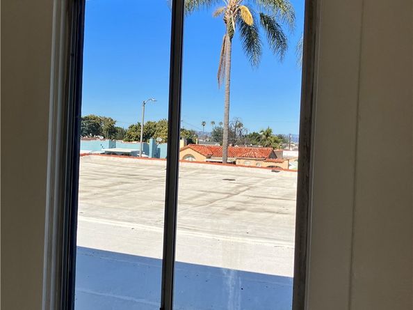 1818 W 81st, Los Angeles CA 90047