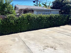 1818 W 81st, Los Angeles CA 90047