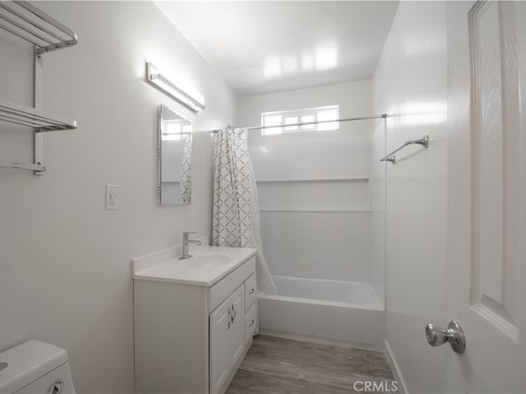 906 E Imperial, El Segundo CA 90245