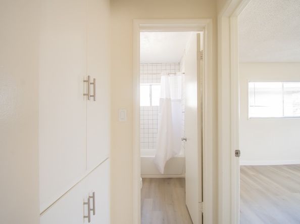 906 E Imperial, El Segundo CA 90245