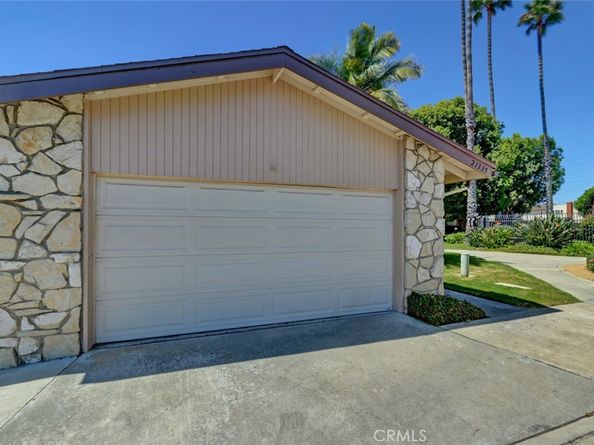 21335 Bay Crest Circle, Huntington Beach CA 92646
