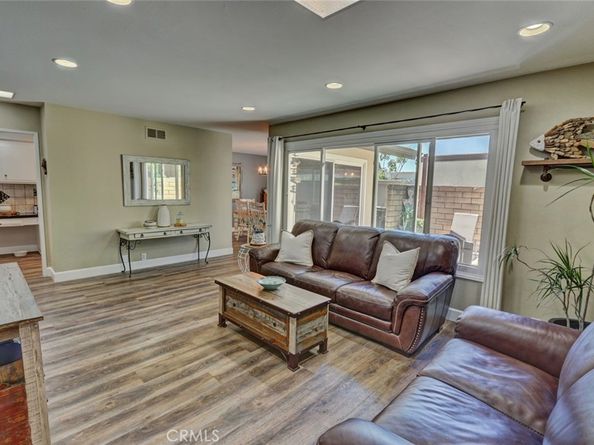 21335 Bay Crest Circle, Huntington Beach CA 92646