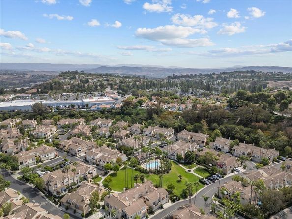 4 Chandon, Laguna Niguel CA 92677