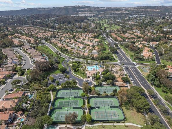 4 Chandon, Laguna Niguel CA 92677