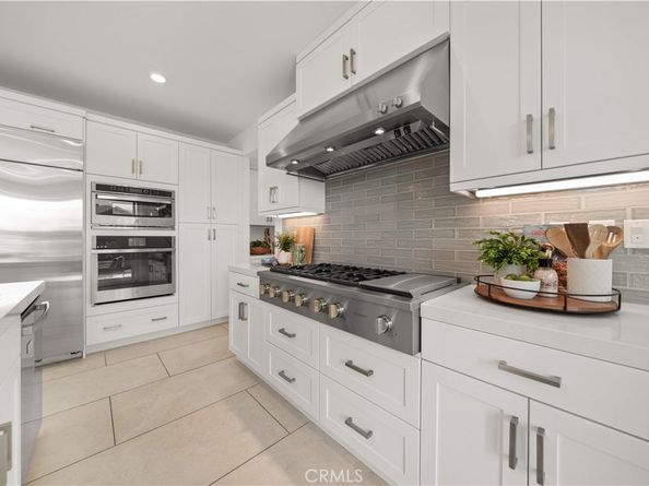 306 Treble, Irvine CA 92618