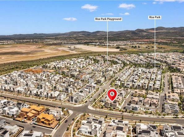 306 Treble, Irvine CA 92618
