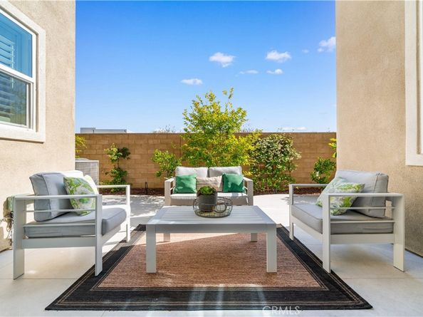 306 Treble, Irvine CA 92618