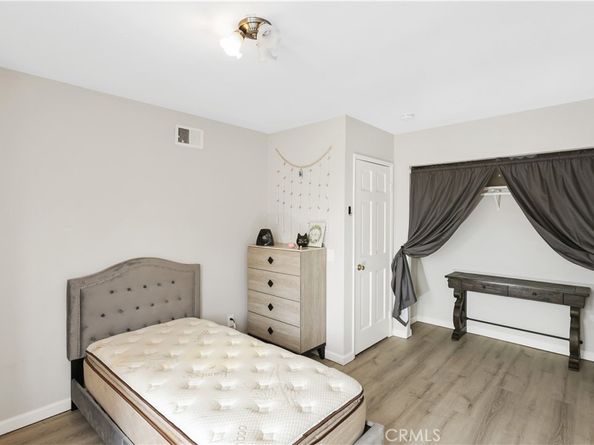 30 Country Wood, Phillips Ranch CA 91766