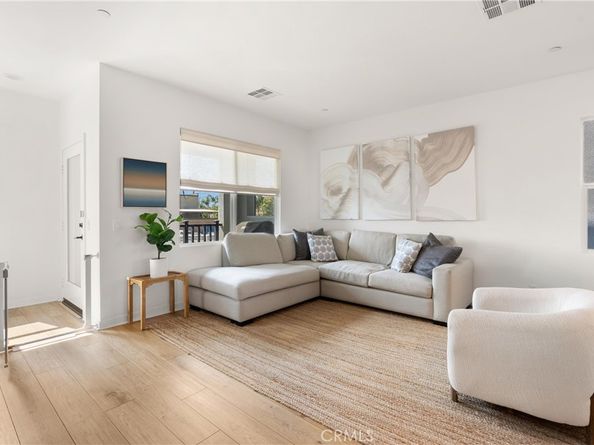 519 Caleigh Lane, Costa Mesa CA 92627