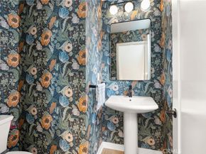 519 Caleigh Lane, Costa Mesa CA 92627