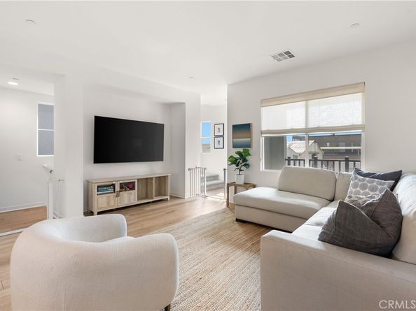 519 Caleigh Lane, Costa Mesa CA 92627