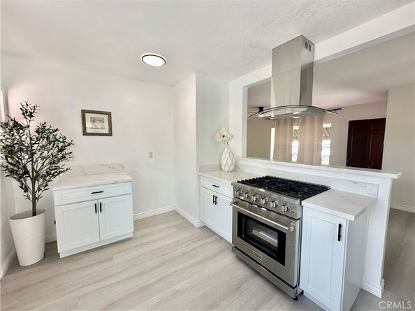 1638 Vejar St, Pomona CA 91766