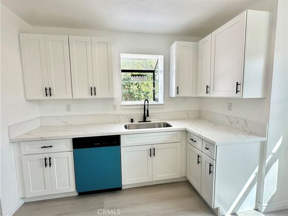 1638 Vejar St, Pomona CA 91766