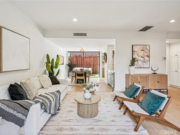 713 9th Street 3, Santa Monica CA 90402