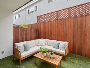 713 9th Street 3, Santa Monica CA 90402