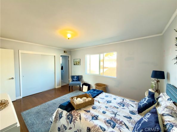 8142 Foxhall Drive, Huntington Beach CA 92646