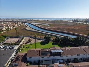 8142 Foxhall Drive, Huntington Beach CA 92646