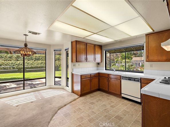 450 S Mountain Glen Road, Anaheim Hills CA 92807