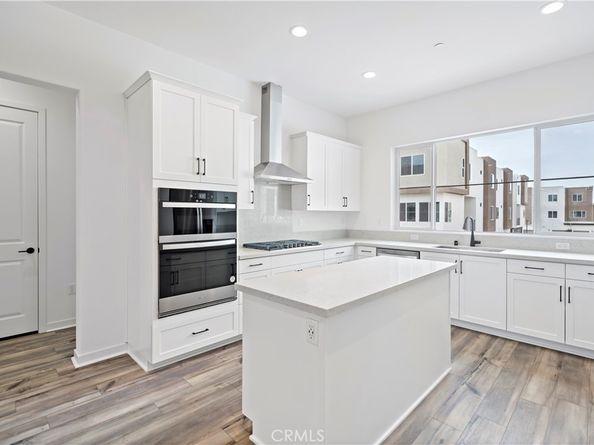 127 Culture, Irvine CA 92618