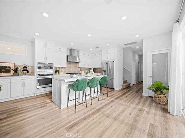 362 Chorus, Irvine CA 92618