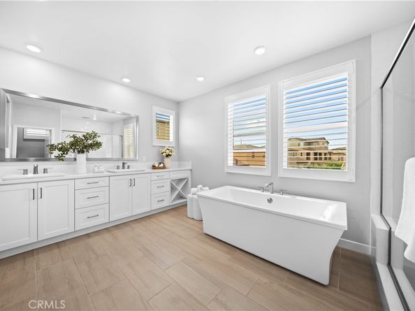 362 Chorus, Irvine CA 92618