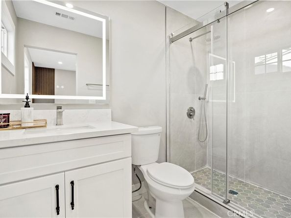 3746 Gardenia Avenue, Long Beach CA 90807