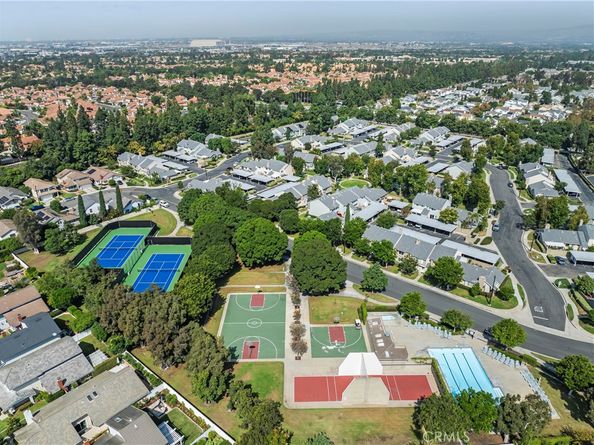 30 Fox Hollow 67, Irvine CA 92614