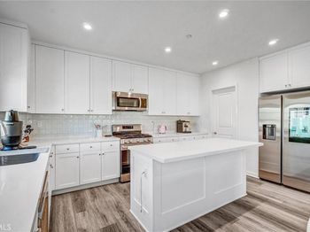 747 Spring Garden