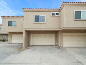 1845 Plaza Del Amo C, Torrance CA 90501