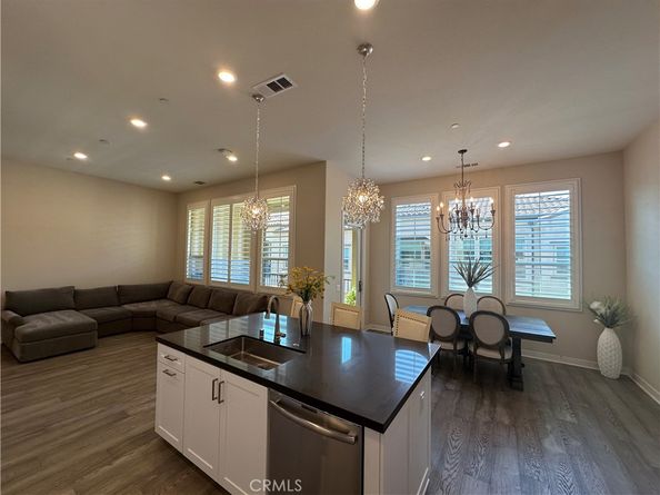 227 Carlow, Irvine CA 92618