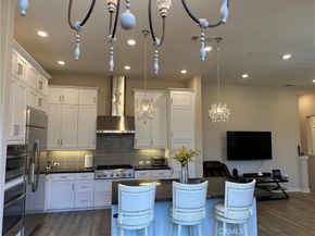 227 Carlow, Irvine CA 92618