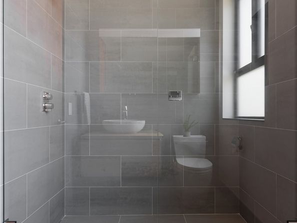 7104 W Oceanfront, Newport Beach CA 92663