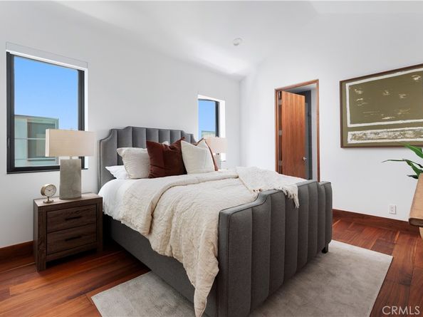 7104 W Oceanfront, Newport Beach CA 92663