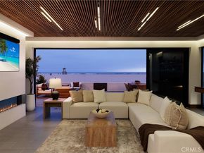 7104 W Oceanfront, Newport Beach CA 92663