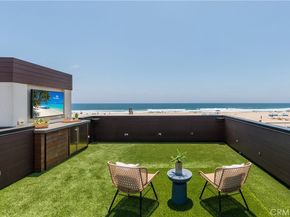 7104 W Oceanfront, Newport Beach CA 92663